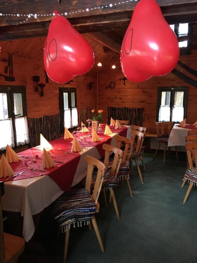Waldrestaurant Vida 호텔 카펜베르크 외부 사진